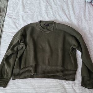Quince 100% Organic Cotton Boyfriend Crew Sweater